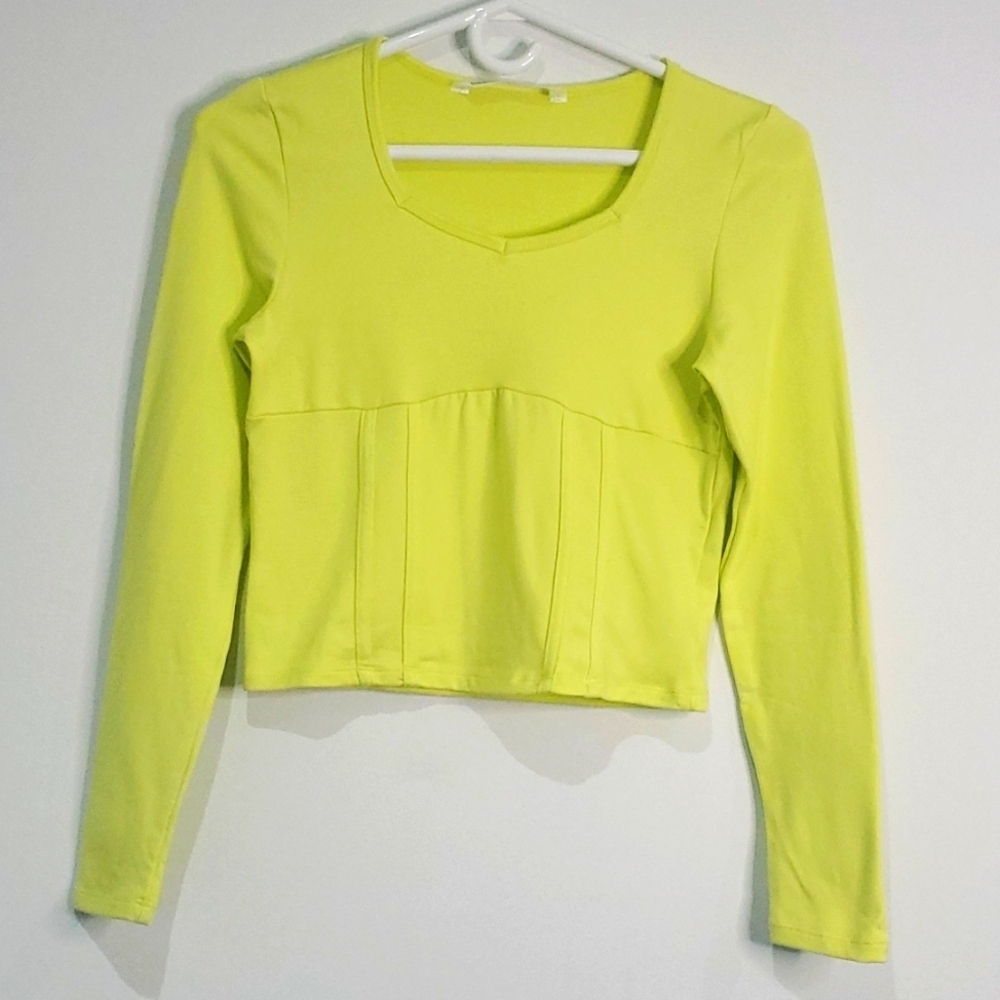 Lime Green Long sleeve Crop Top super soft size L 14/16